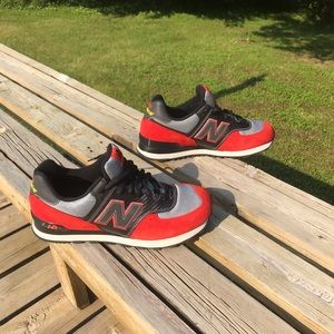 NEVER WORN men’s size 11 New Balance shoes.